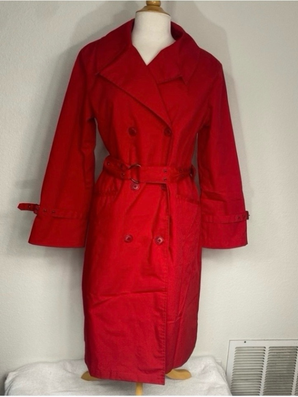 Cami Women's Red Button Belted Long Trench Coat Size 12 Classic Minimalist Retro